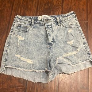 Curvy Ultra High Rise Mom Short